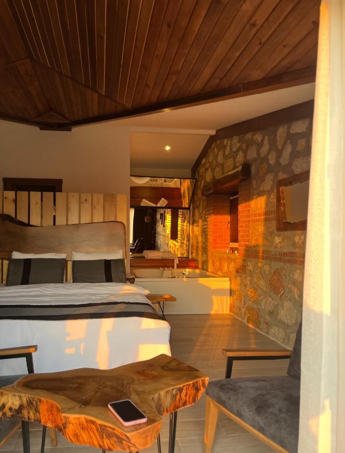 Hotel Masklavi à Kestel  Extérieur photo